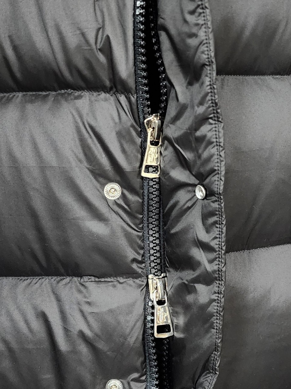 몽클레어 하노베리안 다운 롱패딩