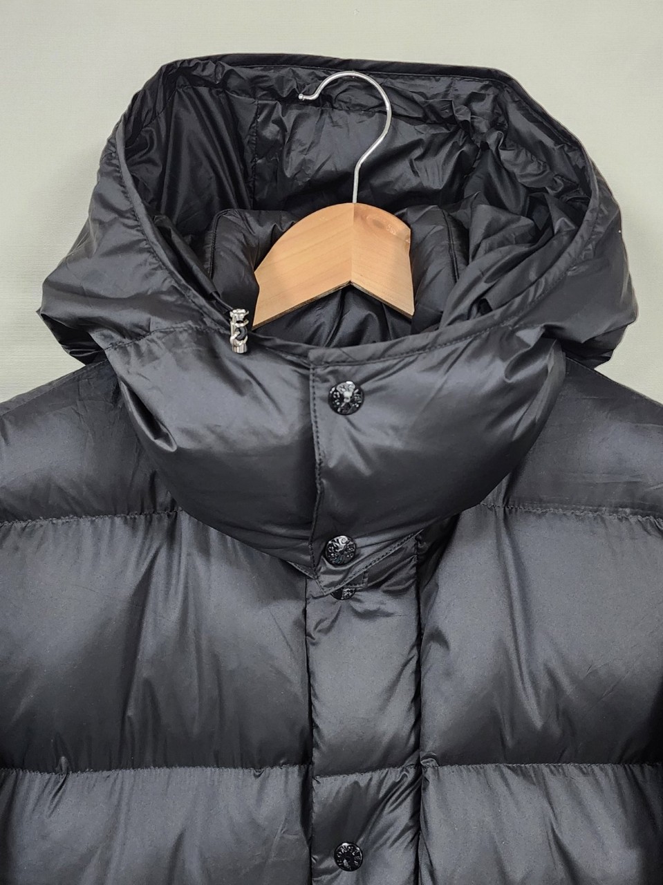 몽클레어 하노베리안 다운 롱패딩