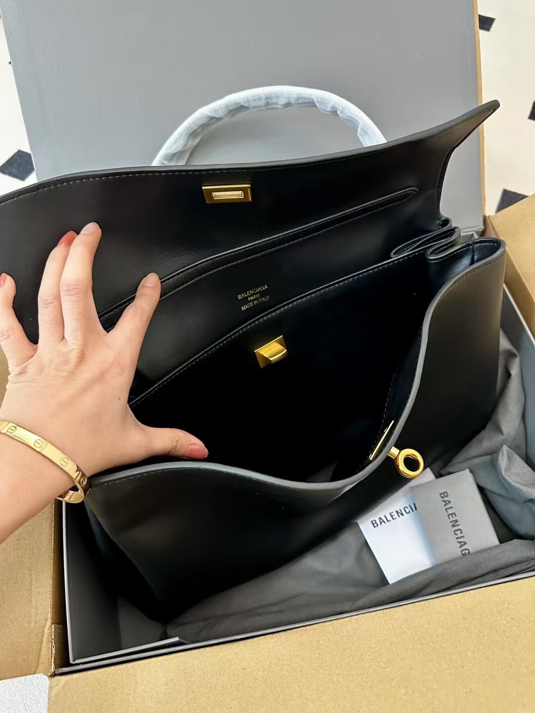 발렌시아가 신상 로데오 오버사이즈 백