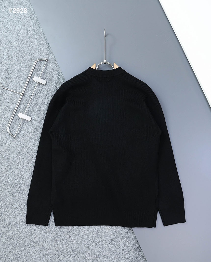 [BURBERRY] 버버리 멀티 기마자수 라운드 니트