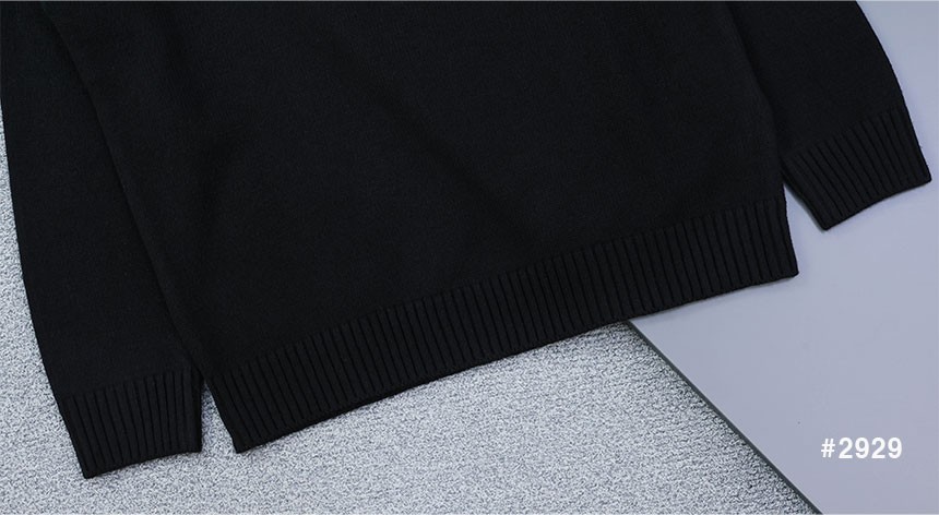 [PRADA] 프라다 빅플레이트 삼각로고 라운드 니트