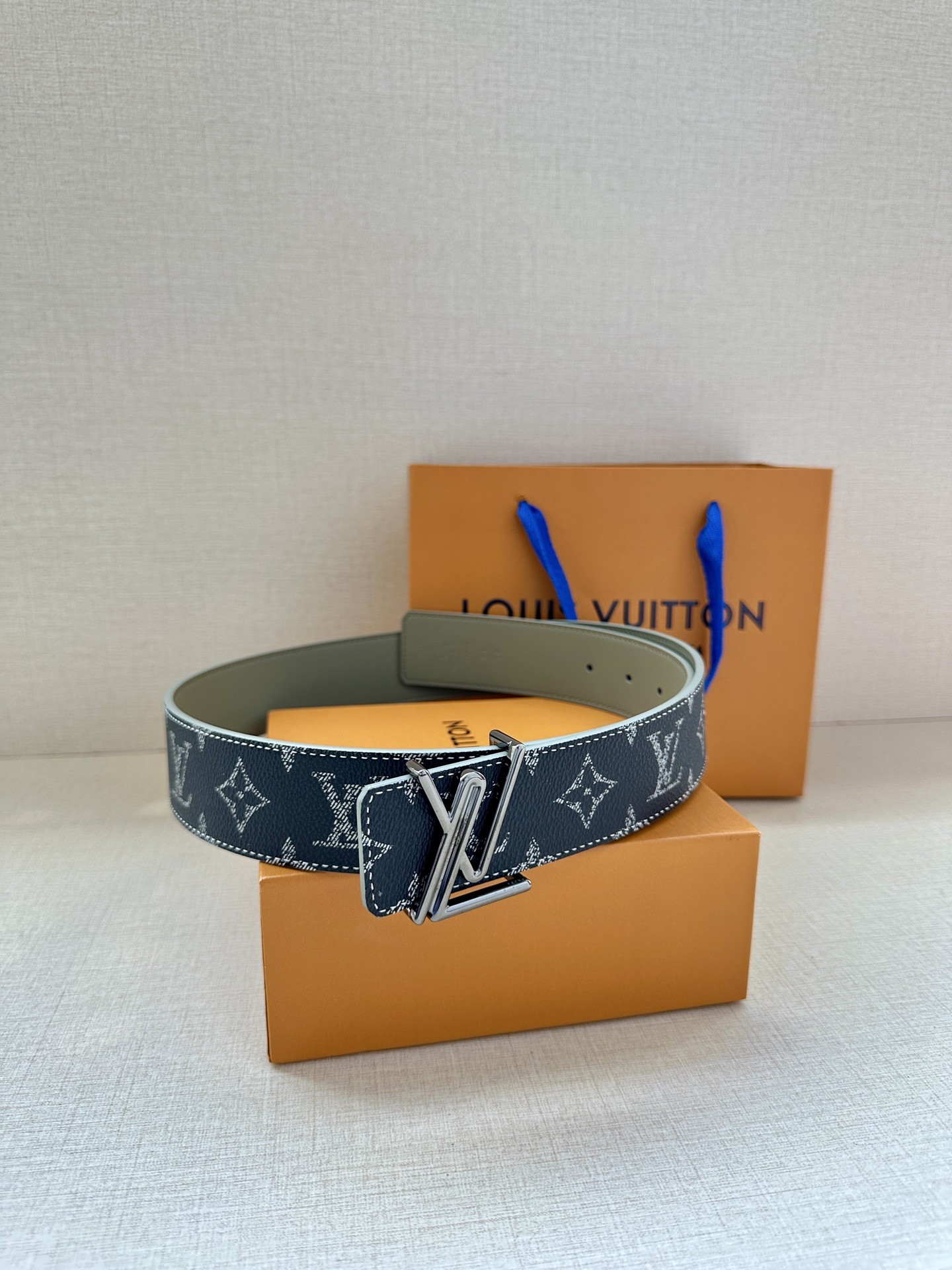 [Louis Vuitton-루이비통]4.0 양면 남성 벨트