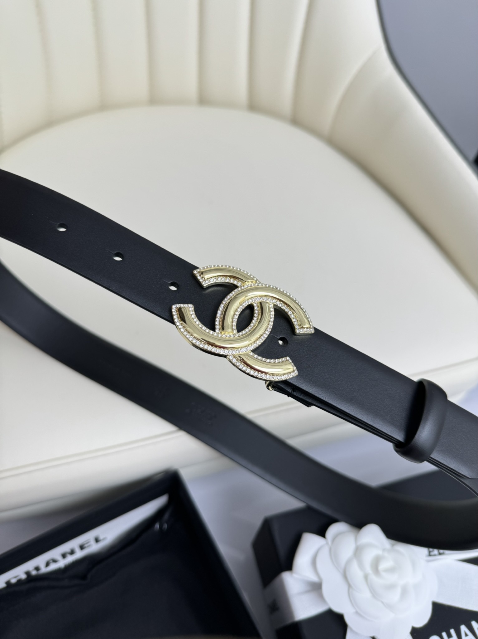 [CHANEL-샤넬]샤넬 클래식 CC로고 레더 벨트