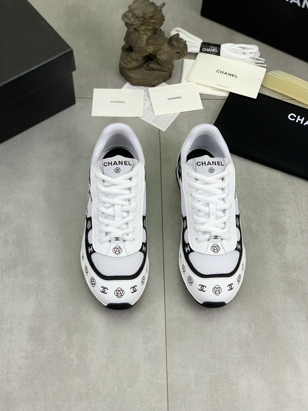 [CHANEL-샤넬]남녀공용 샤넬 스니커즈