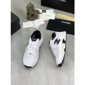 [CHANEL-샤넬]남녀공용 샤넬 스니커즈