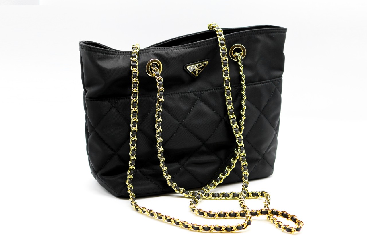 프라다 리에디션 1995 라지 리나일론 솔더백 (매장판)