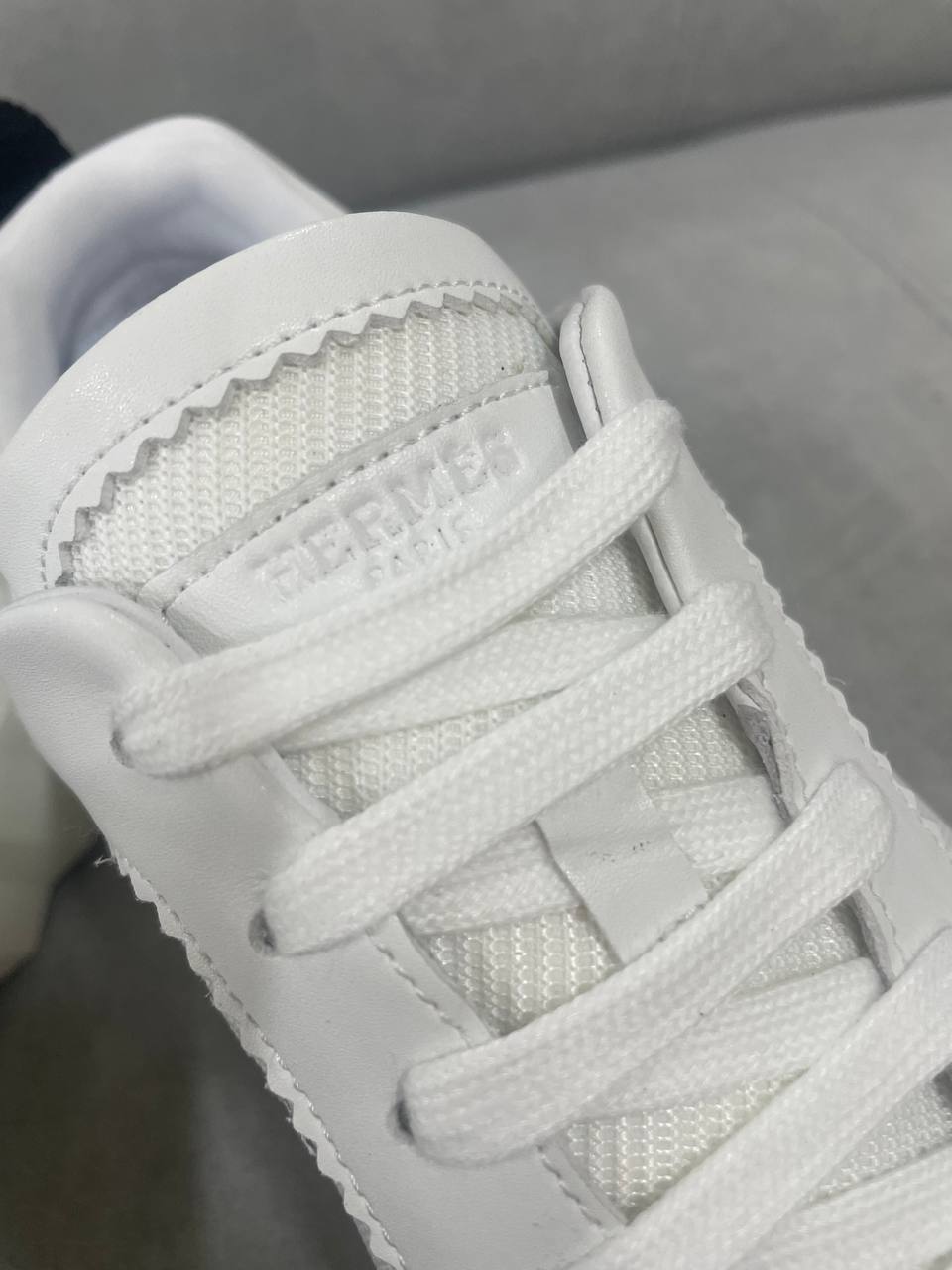 에르메스 바운싱 화이트