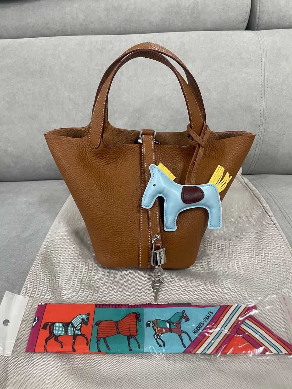 에르메스 피코탄 락18