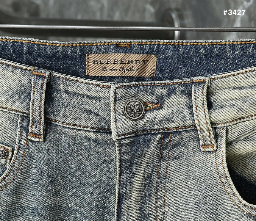 [BURBERRY] 버버리 레드 기마자수 워싱 데님 팬츠