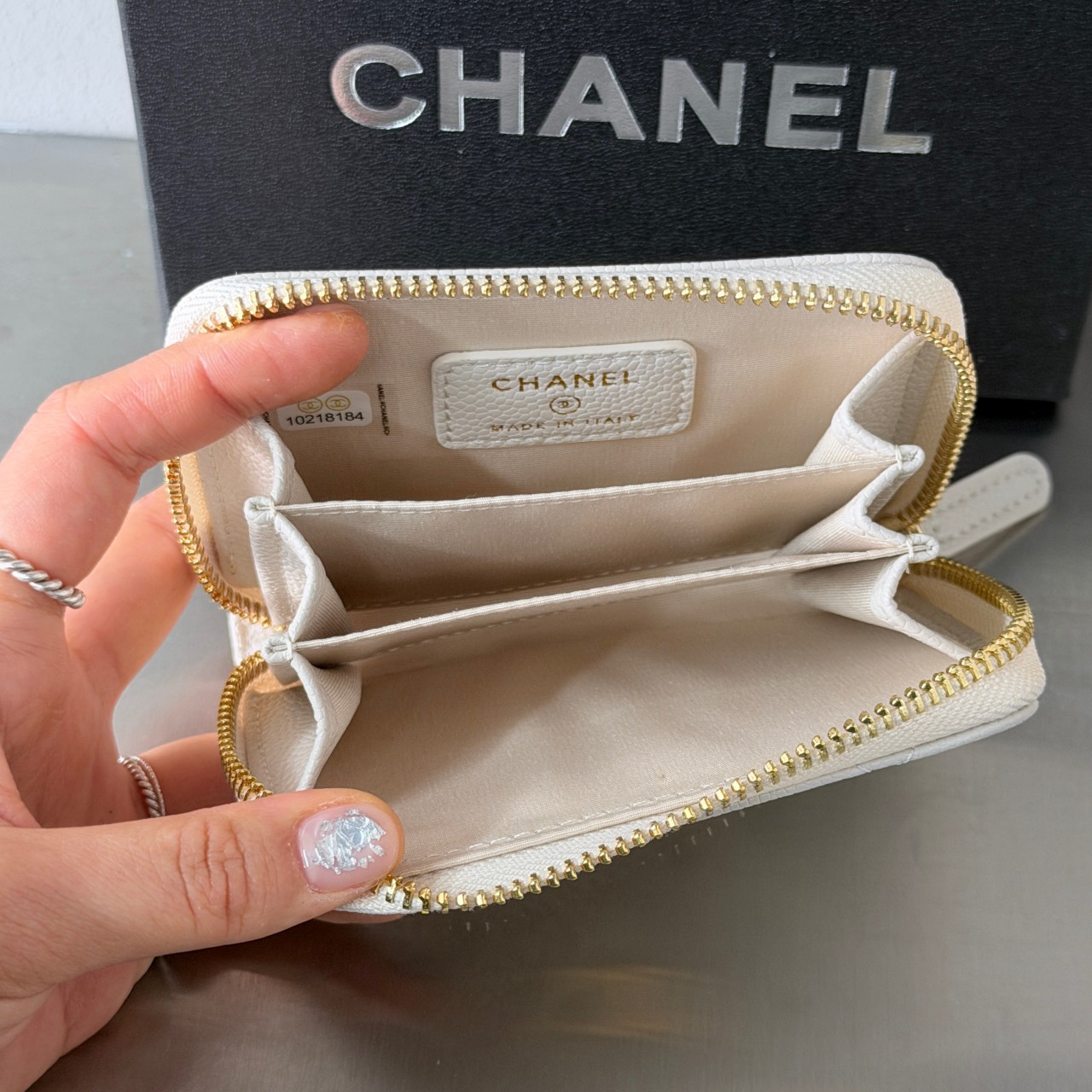 샤넬 클래식 코인퍼스 카드지갑