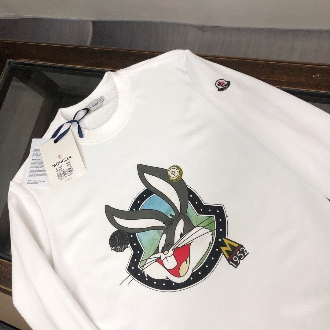 몽클레어 바니 1952맨투맨