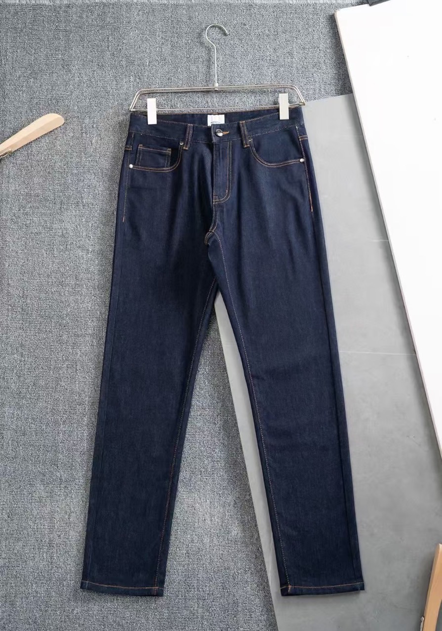 버버리 26년  매장완판제품