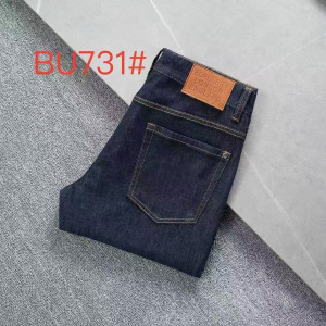 버버리 26년  매장완판제품