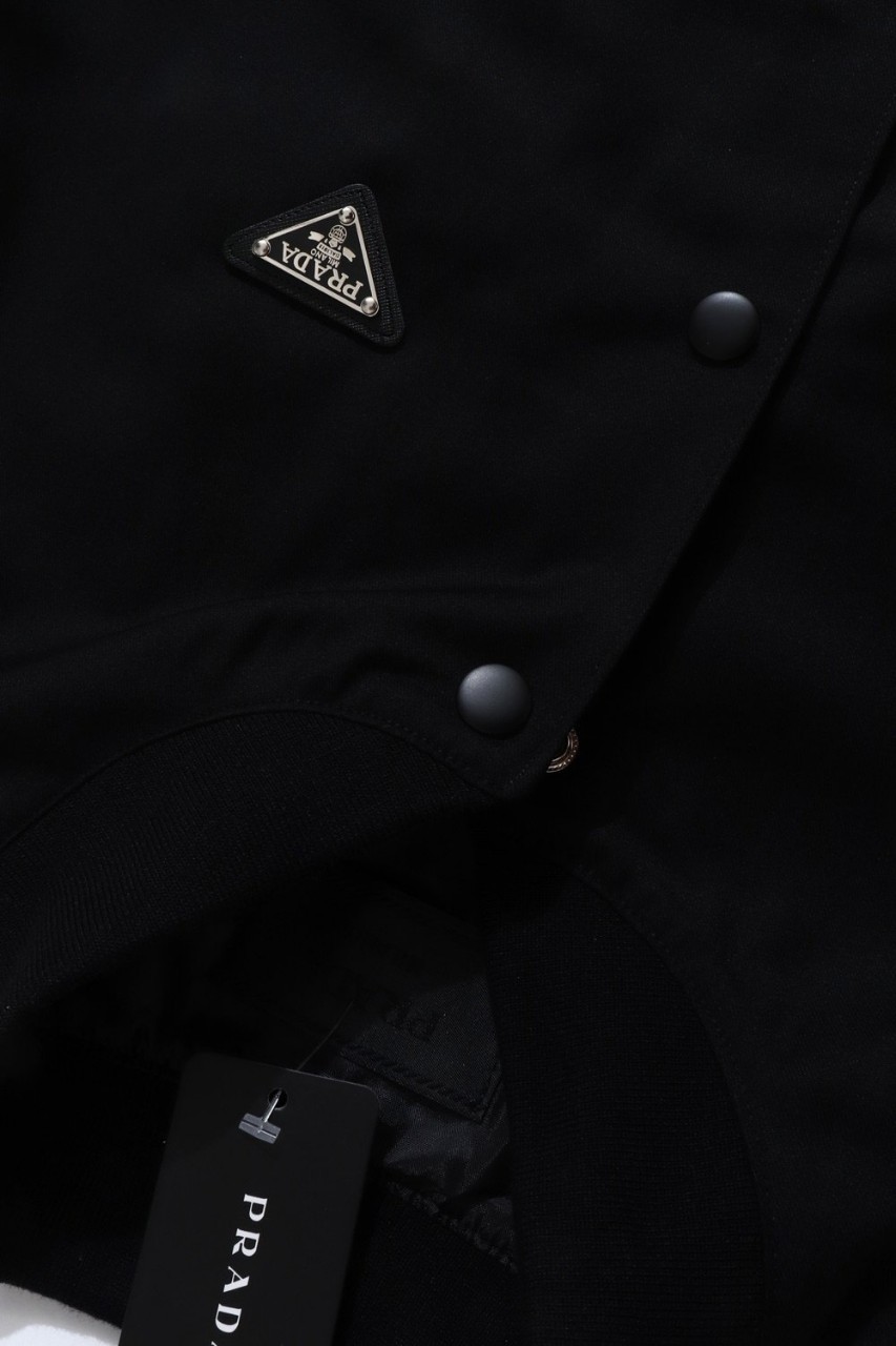 2026 S/S 프라다  바시티 커플 자켓