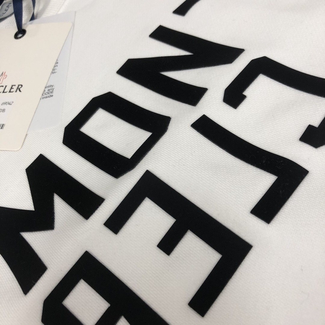 몽클레어 contrary 맨투맨