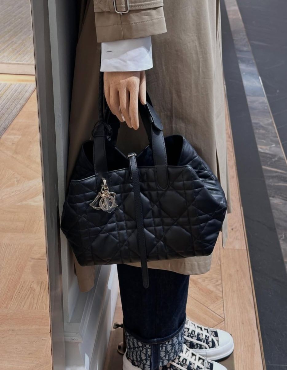 디올 크리스찬  뚜쥬르  미듐 파우치 세트 (매장판)