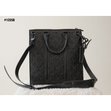 [LOUIS VUITTON] 루이비통 앙프렝뜨 삭플라 크로스백