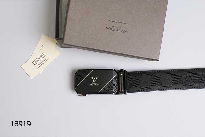 [LOUIS VUITTON] 루이비통 LV로고 스퀘어 자동벨트